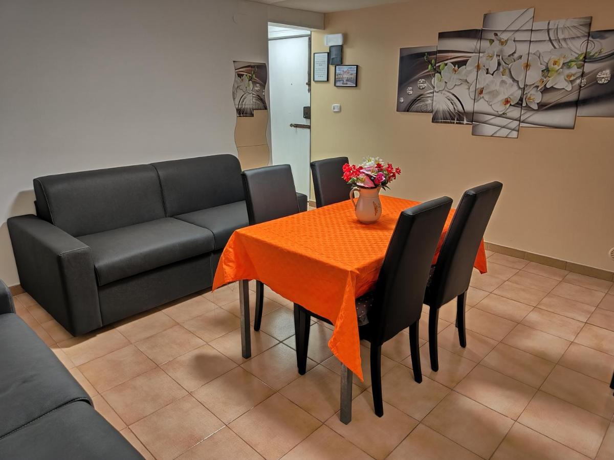 Piazza Verga Home Катания Экстерьер фото